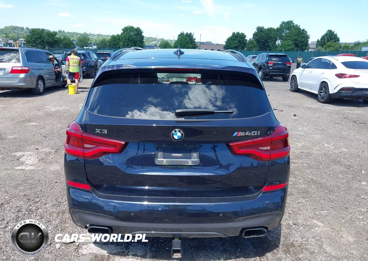 2018 BMW X3 M40I VIN:5UXTS3C57J0Y93882 - 16