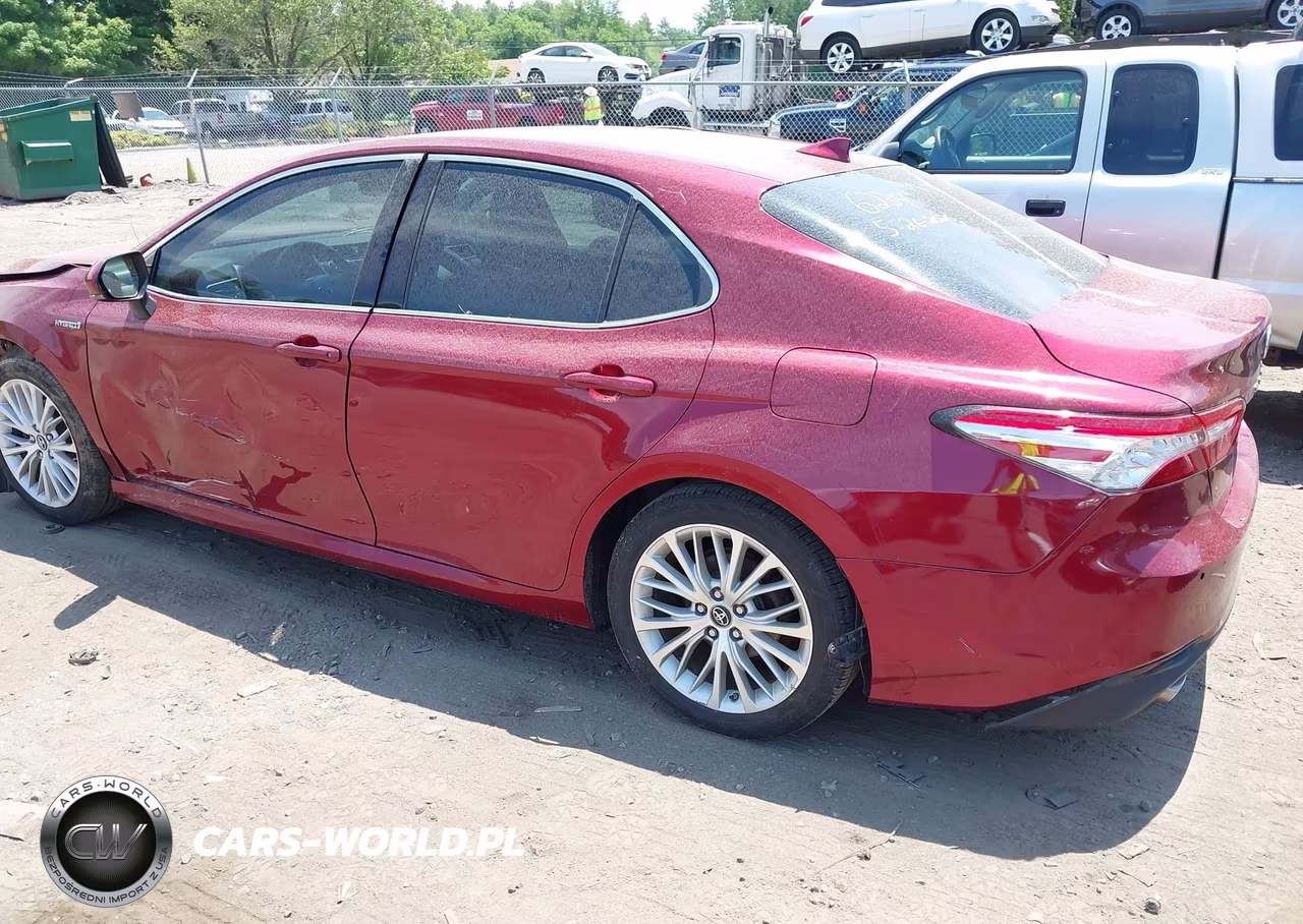 2018 Toyota Camry Hybrid Xle VIN:4T1B21HK8JU507782 - 3