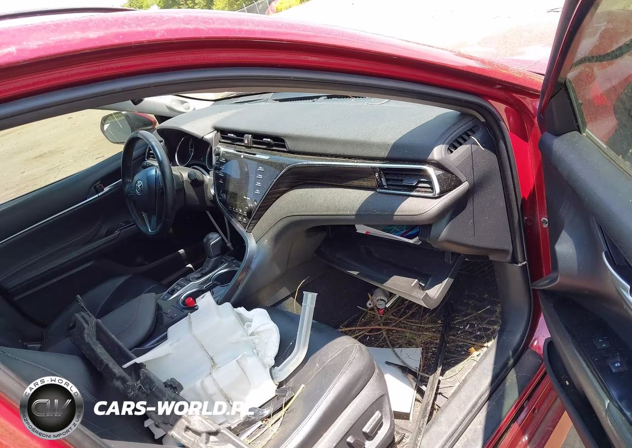 2018 Toyota Camry Hybrid Xle VIN:4T1B21HK8JU507782 - 5