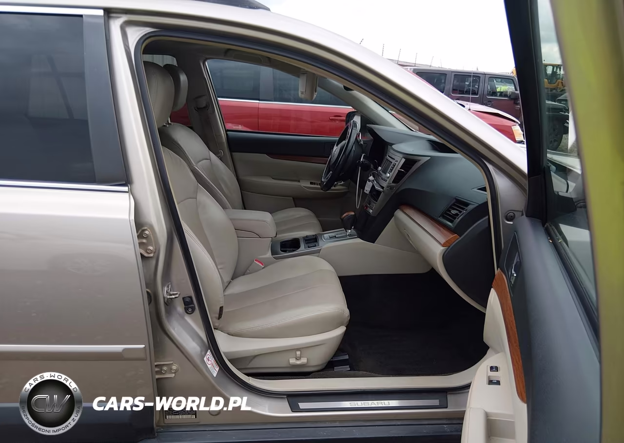 2014 Subaru Outback 2.5I Limited VIN:4S4BRCLC7E3218945 - 5