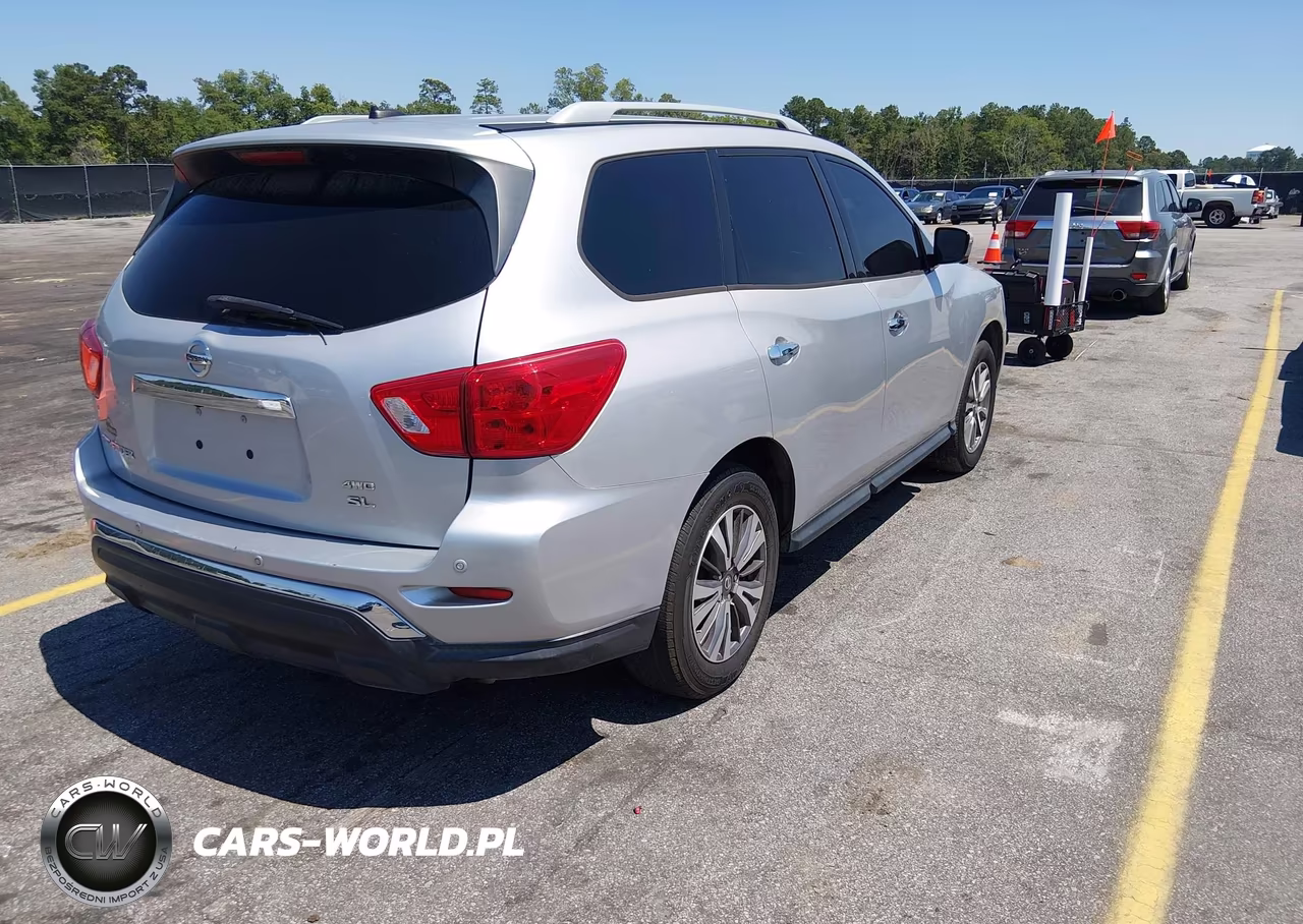 2017 Nissan Pathfinder Sl VIN:5N1DR2MM6HC662980 - 4