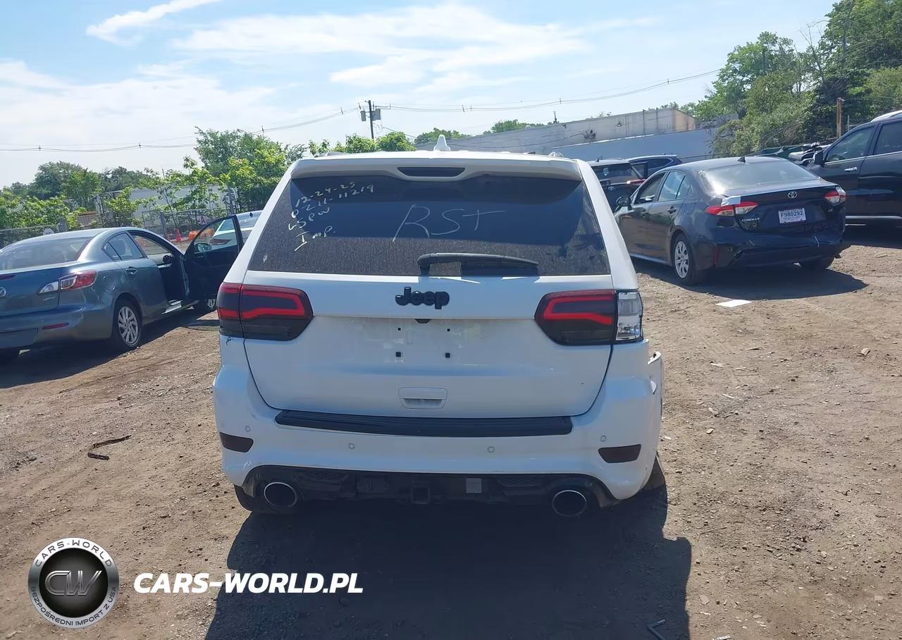 2020 Jeep Grand Cherokee Srt 4X4 VIN:1C4RJFDJ3LC320488 - 16
