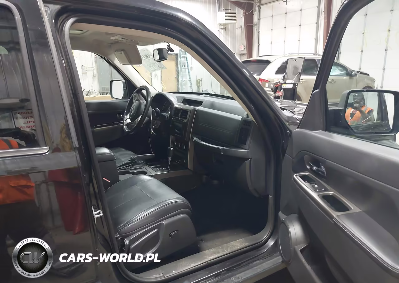 2012 Jeep Liberty Limited Edition VIN:1C4PJMCK9CW106447 - 5