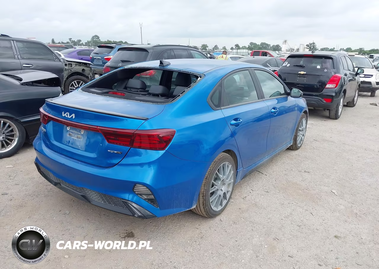 2024 Kia Forte Gt-Line VIN:3KPF54AD4RE716229 - 4