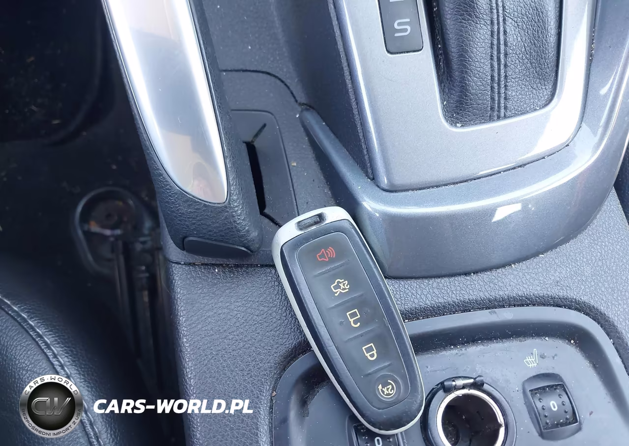 2013 Ford Focus Titanium VIN:1FADP3N2XDL186990 - 11