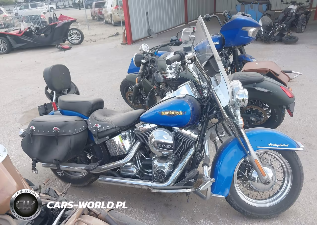 2017 Harley-Davidson Flstc Heritage Softail Classic VIN:1HD1BWV12HB026987 - 12