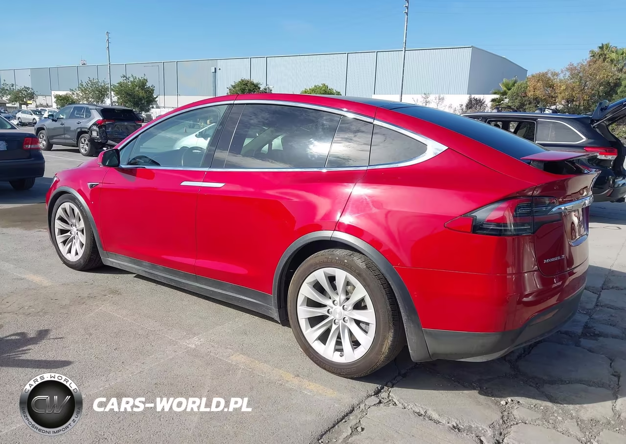 2017 Tesla Model X VIN:5YJXCDE25HF077788 - 3