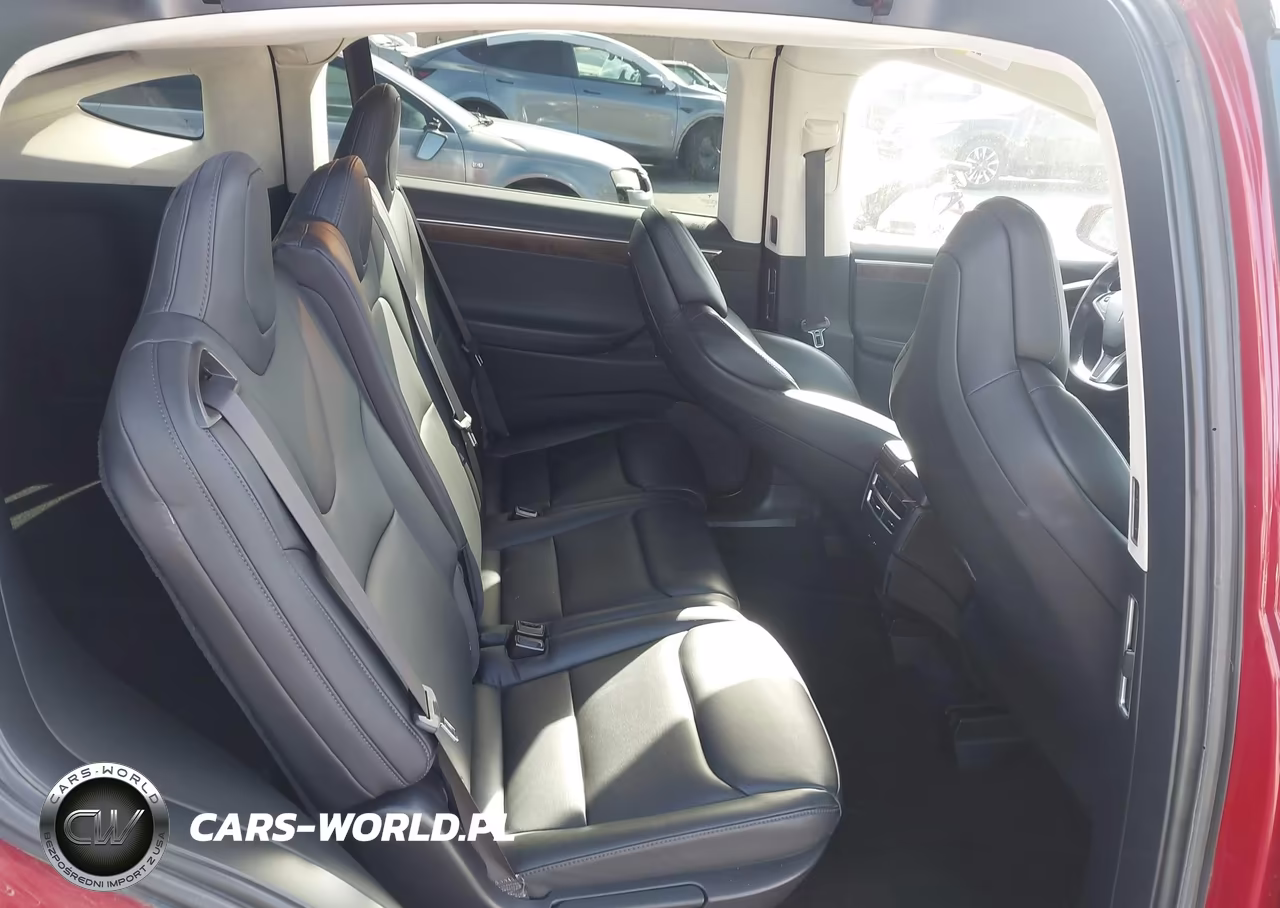 2017 Tesla Model X VIN:5YJXCDE25HF077788 - 8
