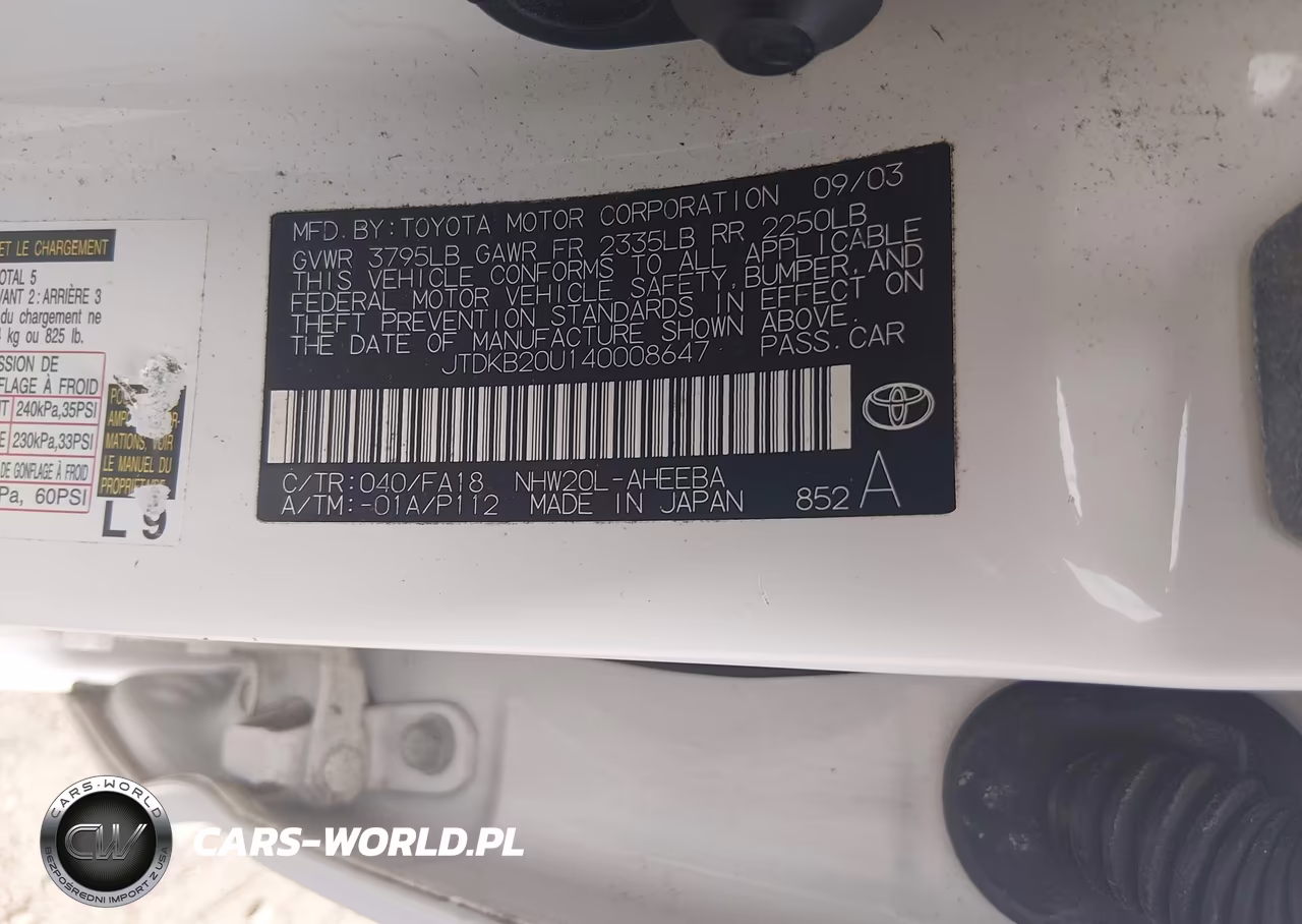 2004 Toyota Prius VIN:JTDKB20U140008647 - 9