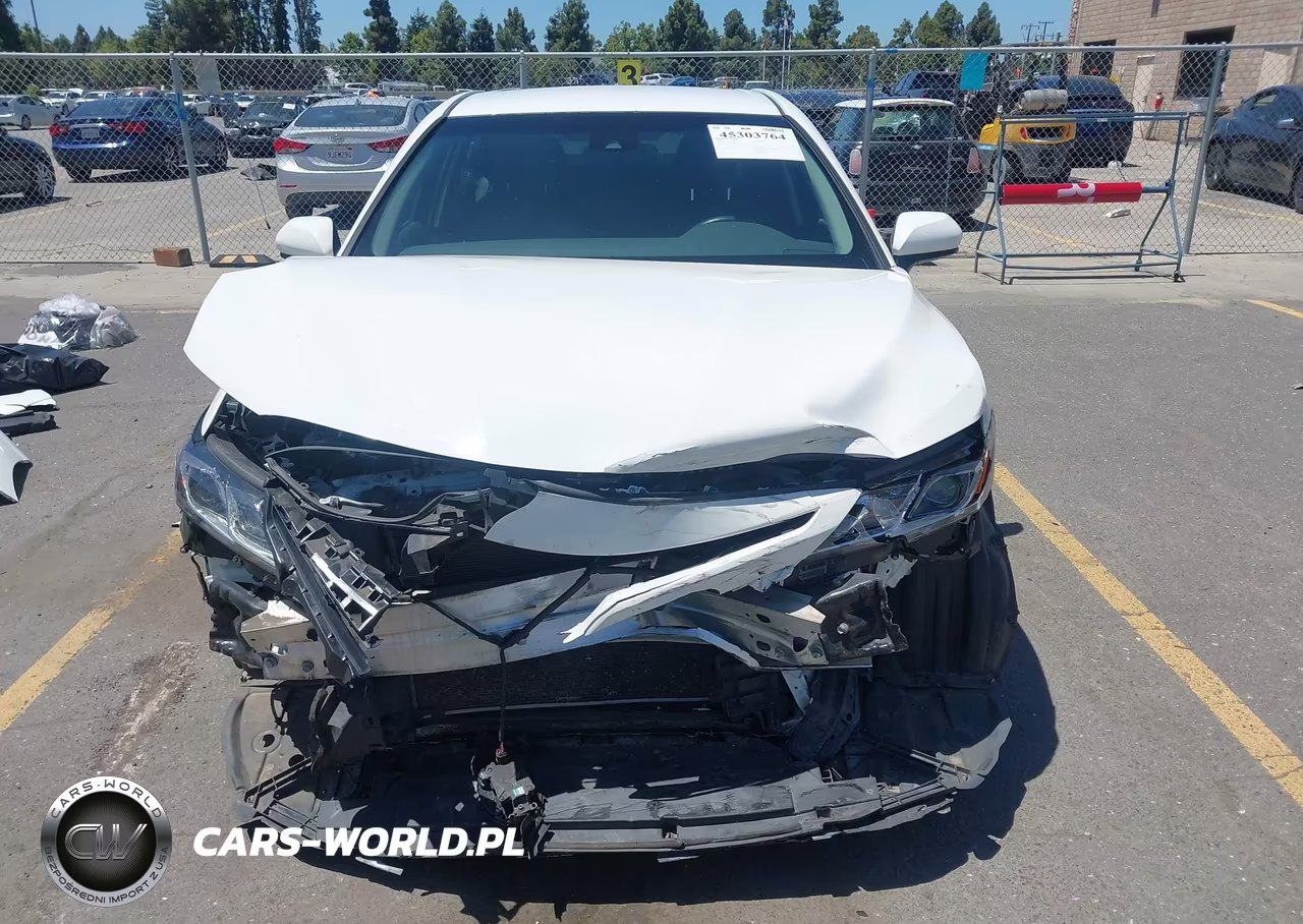 2018 Toyota Camry Se VIN:4T1B11HK4JU083665 - 13