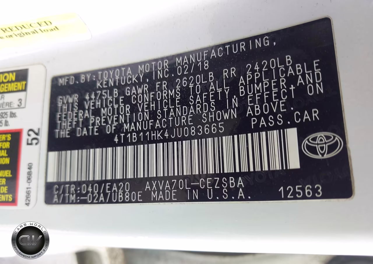 2018 Toyota Camry Se VIN:4T1B11HK4JU083665 - 9