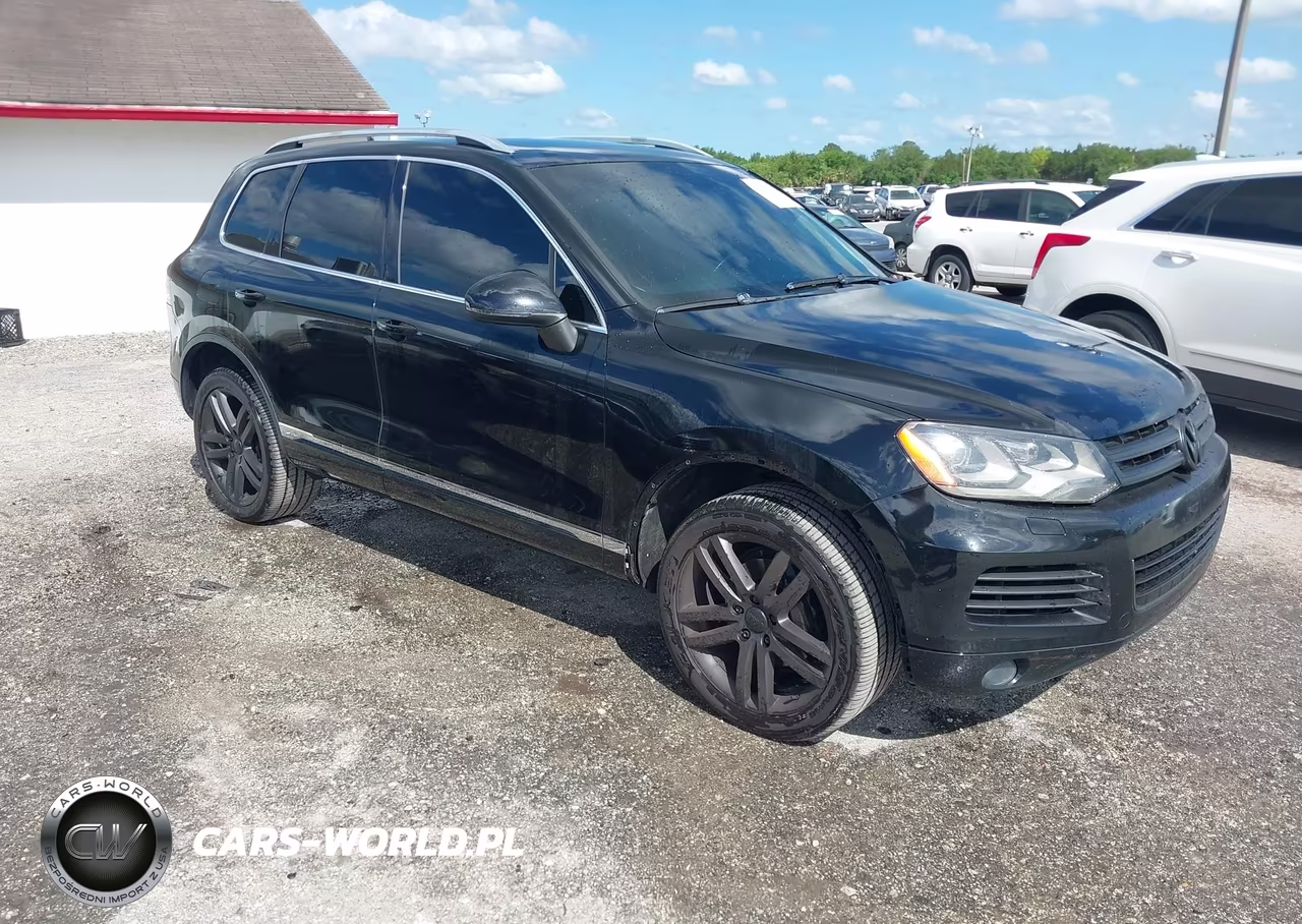 2014 Volkswagen Touareg 3.6L Lux – zdjęcie 1 z 16