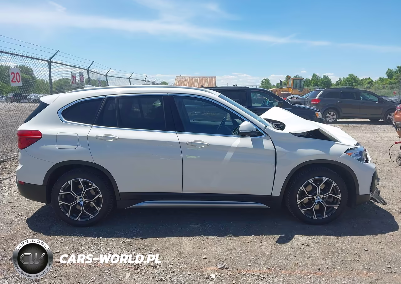 2021 BMW X1 xDrive28I VIN:WBXJG9C04M5U02678 - 14