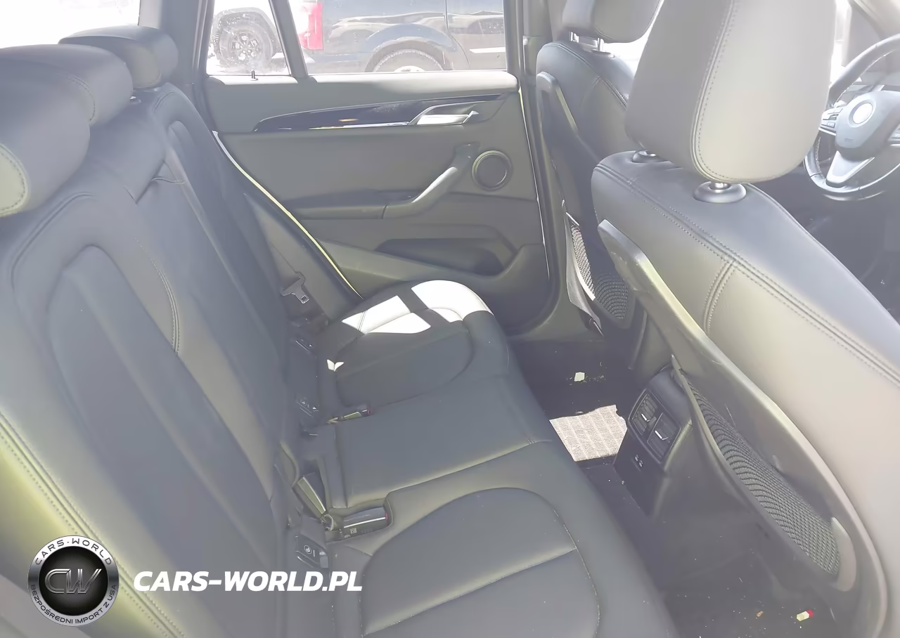 2021 BMW X1 xDrive28I VIN:WBXJG9C04M5U02678 - 8