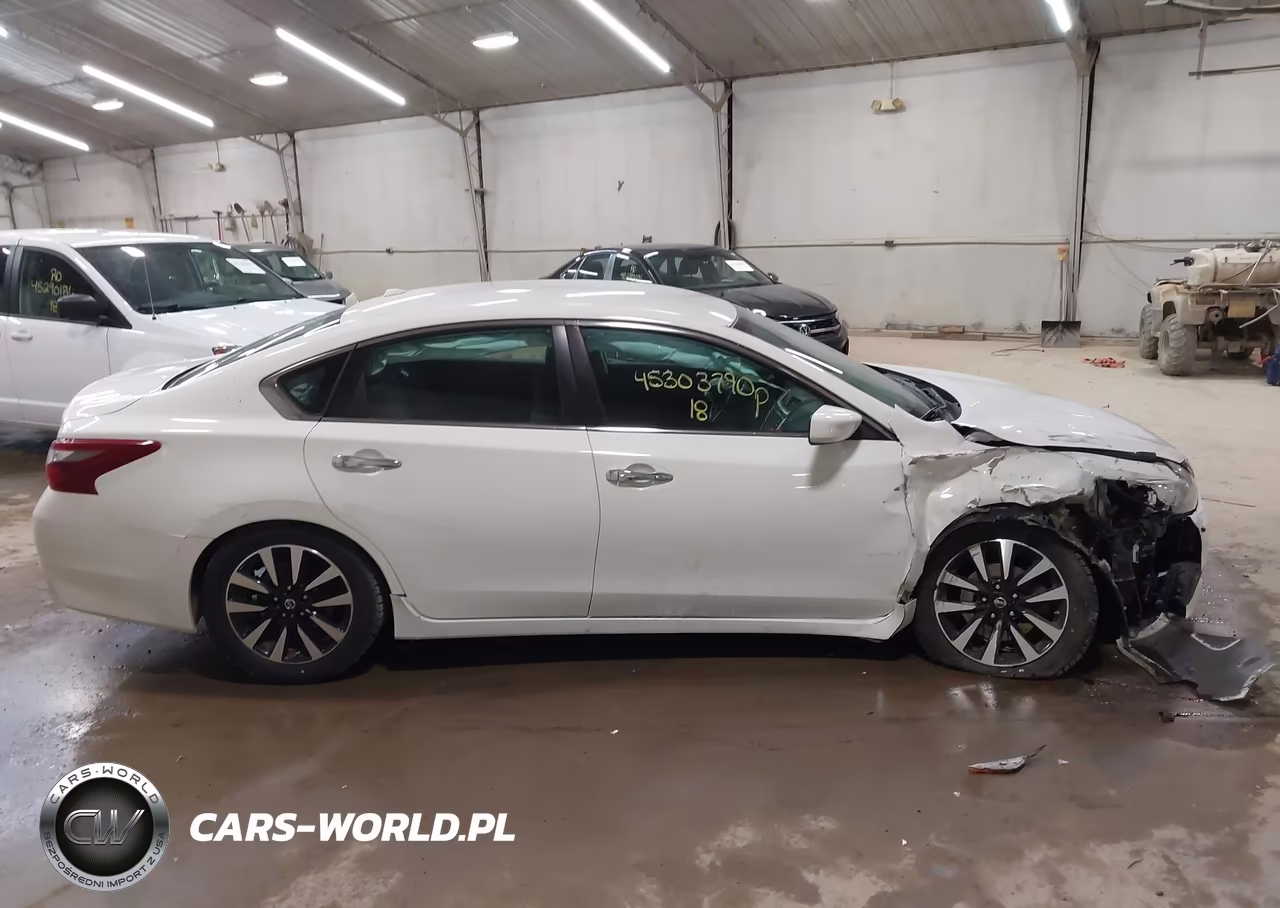 2018 Nissan Altima 2.5 Sv VIN:1N4AL3AP0JC174584 - 14