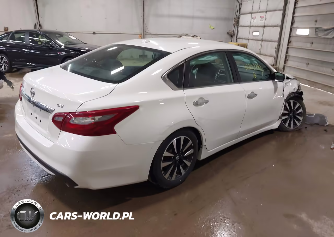 2018 Nissan Altima 2.5 Sv VIN:1N4AL3AP0JC174584 - 4