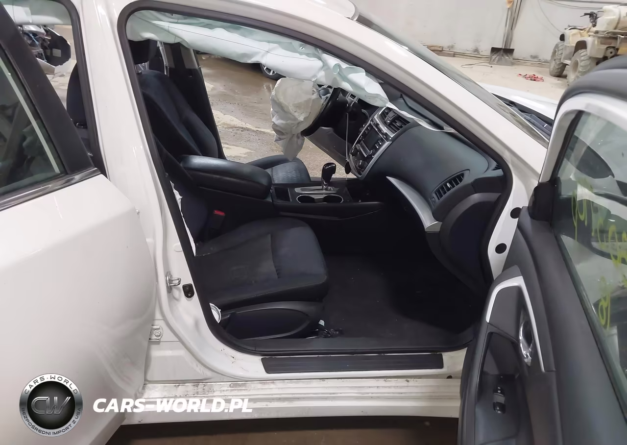 2018 Nissan Altima 2.5 Sv VIN:1N4AL3AP0JC174584 - 5