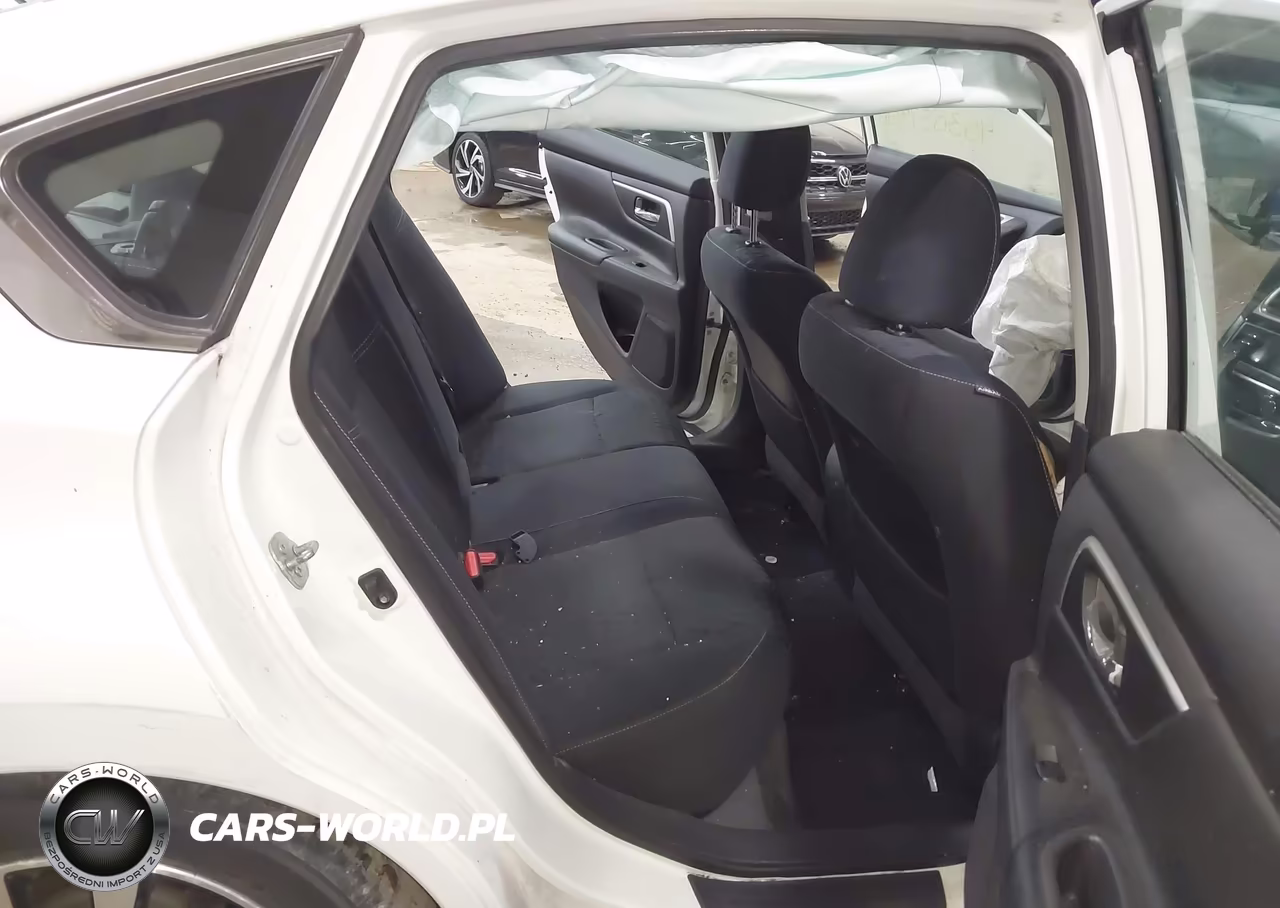 2018 Nissan Altima 2.5 Sv VIN:1N4AL3AP0JC174584 - 8