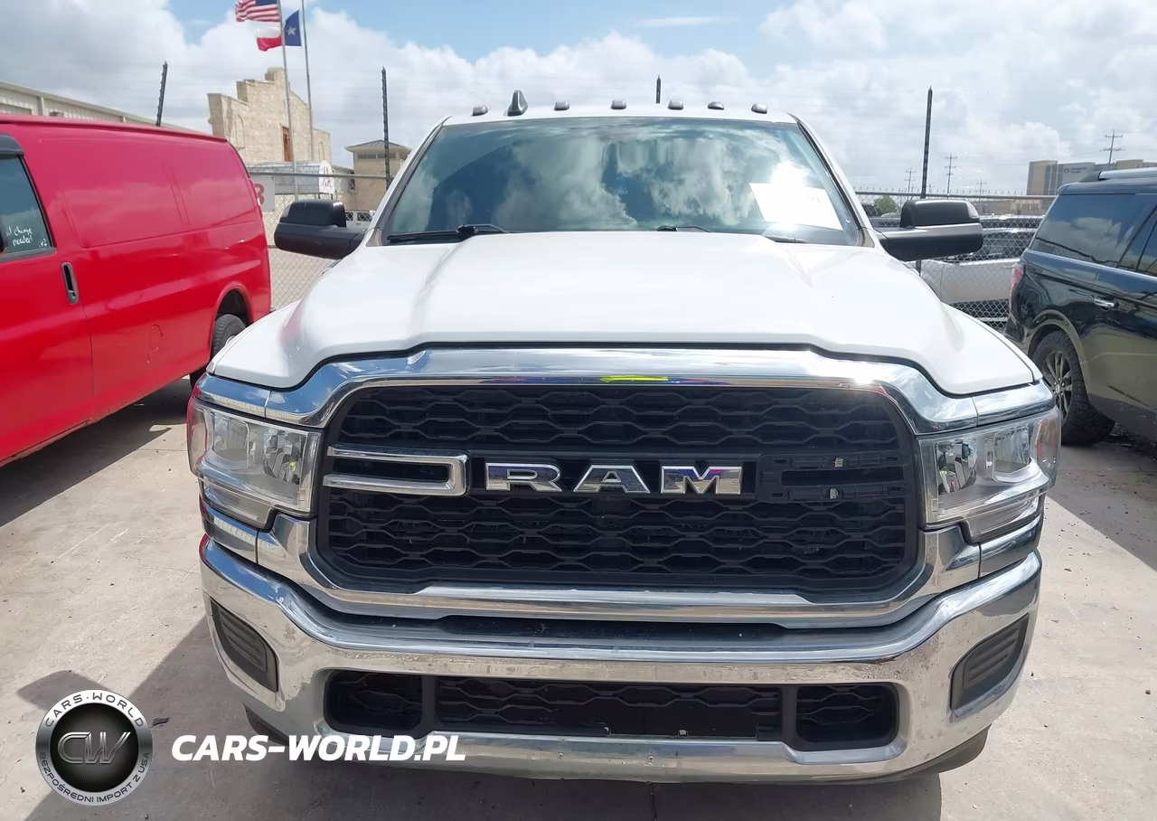 2021 Ram 2500 Tradesman 4X4 8' Box VIN:3C6UR5HJXMG639318 - 12