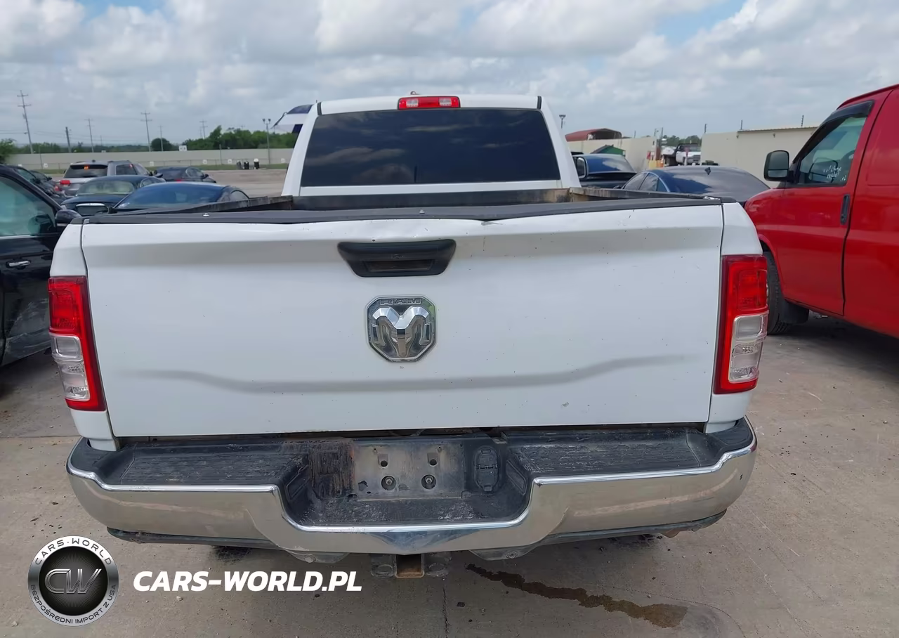 2021 Ram 2500 Tradesman 4X4 8' Box VIN:3C6UR5HJXMG639318 - 16
