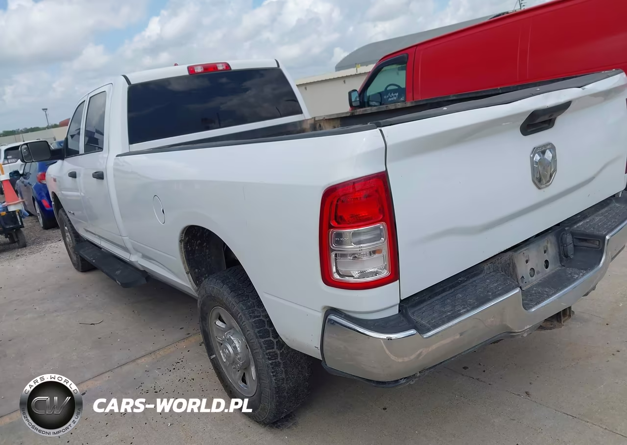 2021 Ram 2500 Tradesman 4X4 8' Box VIN:3C6UR5HJXMG639318 - 3