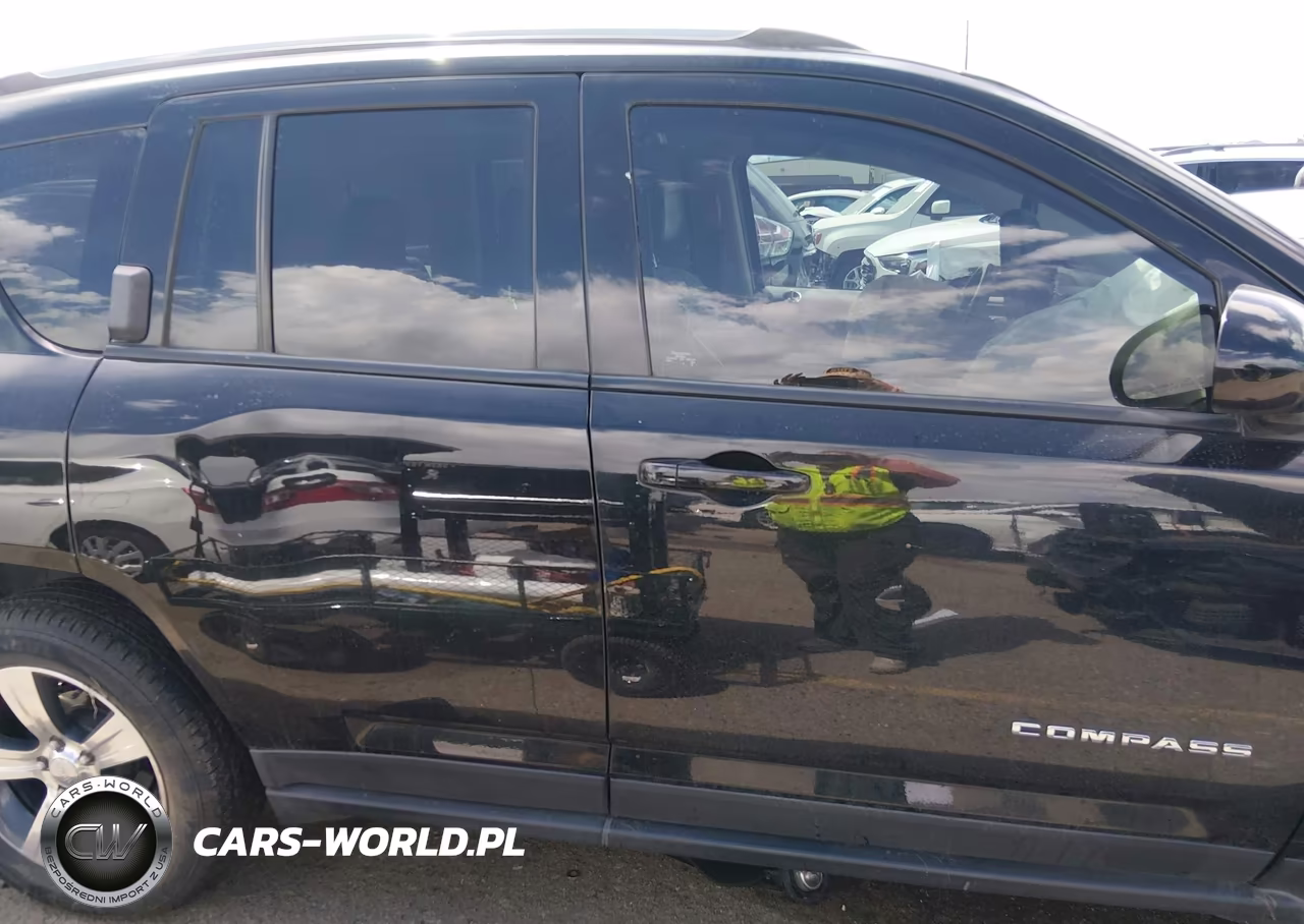 2016 Jeep Compass High Altitude Edition VIN:1C4NJDEB2GD709486 - 13