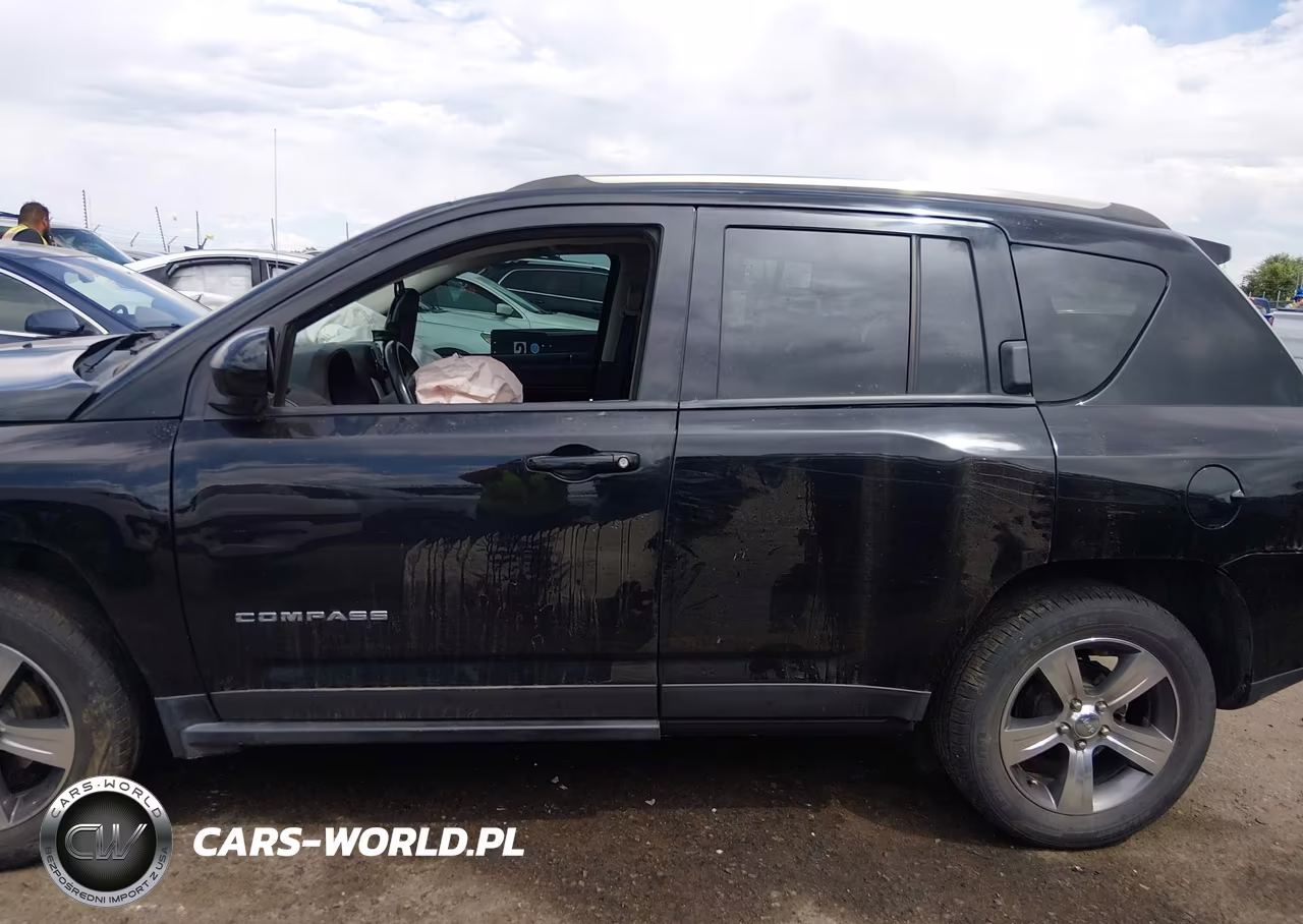 2016 Jeep Compass High Altitude Edition VIN:1C4NJDEB2GD709486 - 14