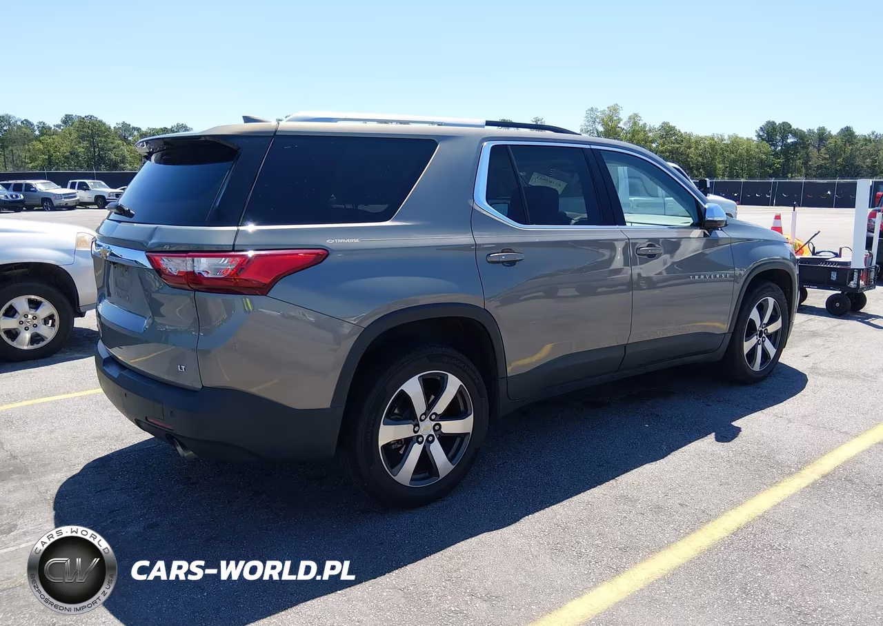 2018 Chevrolet Traverse 3Lt VIN:1GNERHKW2JJ246837 - 4