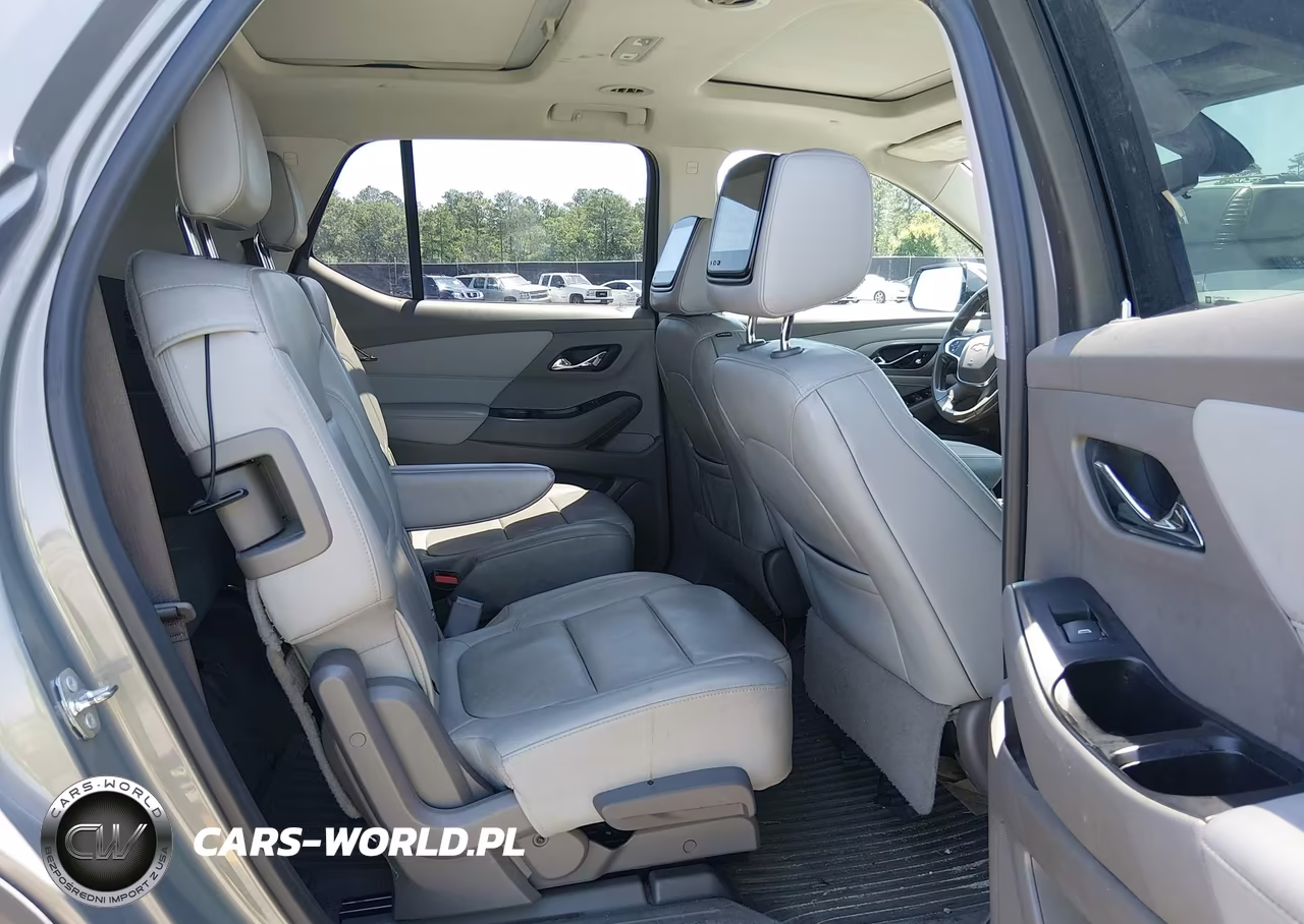 2018 Chevrolet Traverse 3Lt VIN:1GNERHKW2JJ246837 - 8