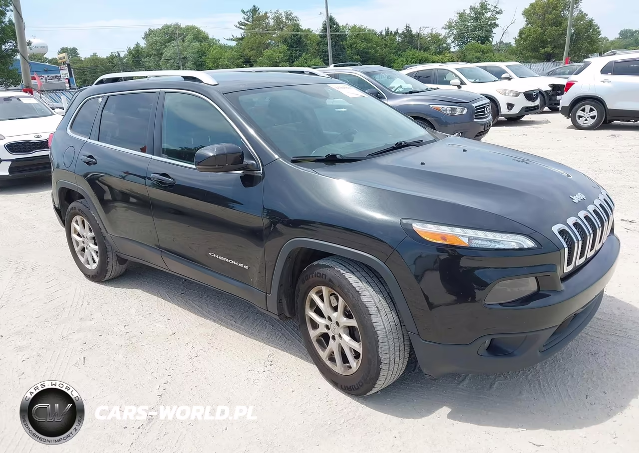 2015 Jeep Cherokee Latitude – zdjęcie 1 z 18