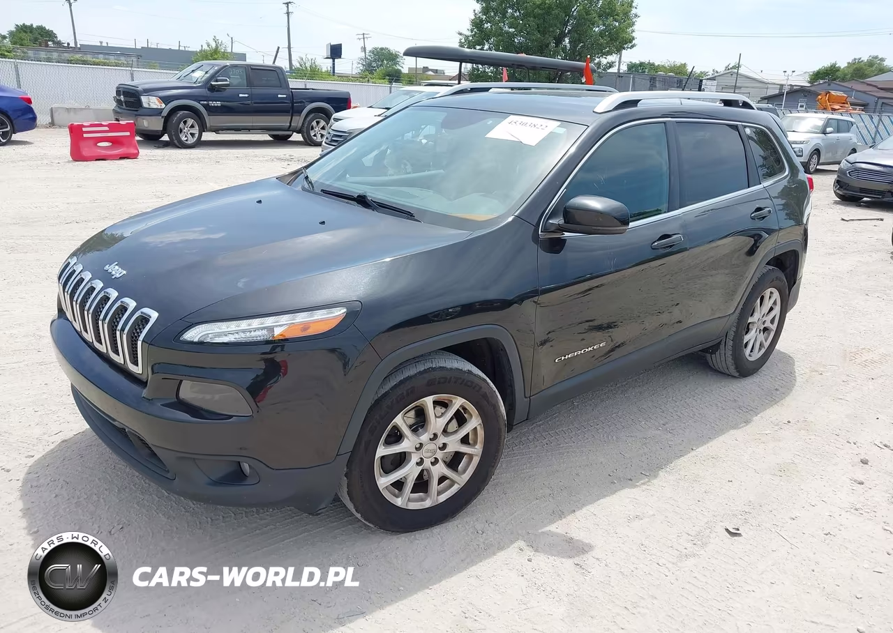 2015 Jeep Cherokee Latitude VIN:1C4PJMCS0FW795606 - 2