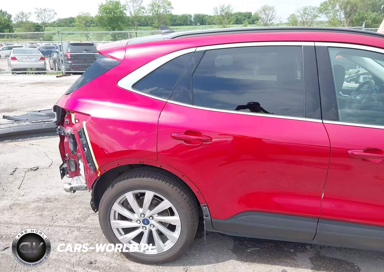 2021 Ford Escape Titanium Hybrid VIN:1FMCU9DZ3MUB19167 - 21