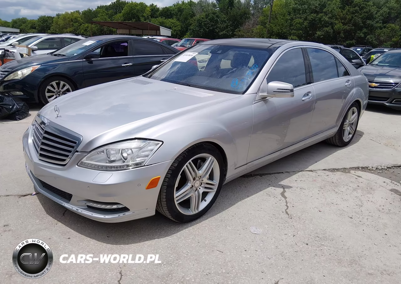 2013 Mercedes-Benz S 550 VIN:WDDNG7DB1DA519876 - 2