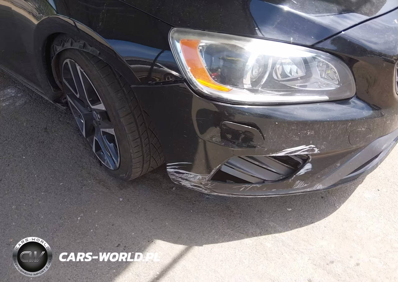 2017 Volvo S60 T5 Dynamic VIN:YV140MTLXH2427873 - 6
