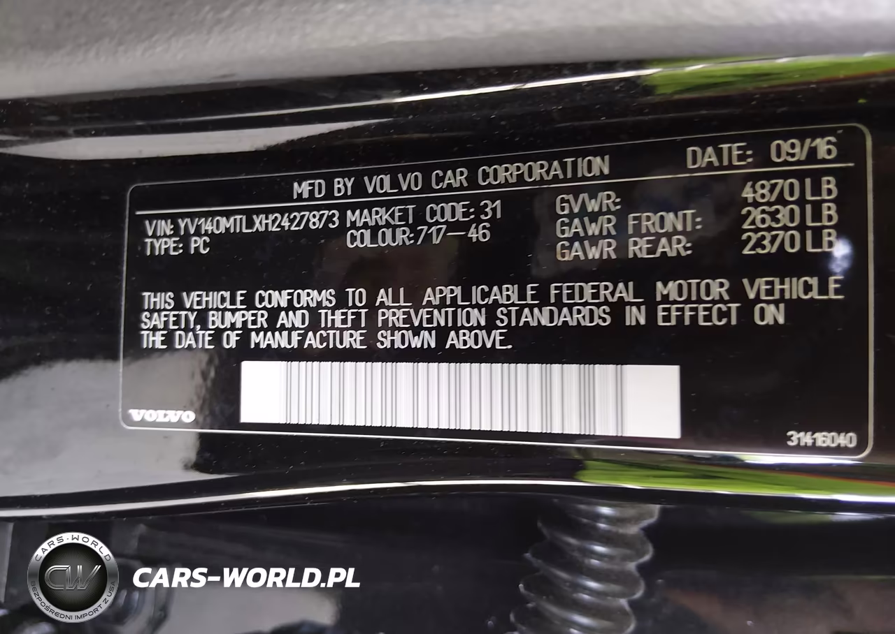 2017 Volvo S60 T5 Dynamic VIN:YV140MTLXH2427873 - 9