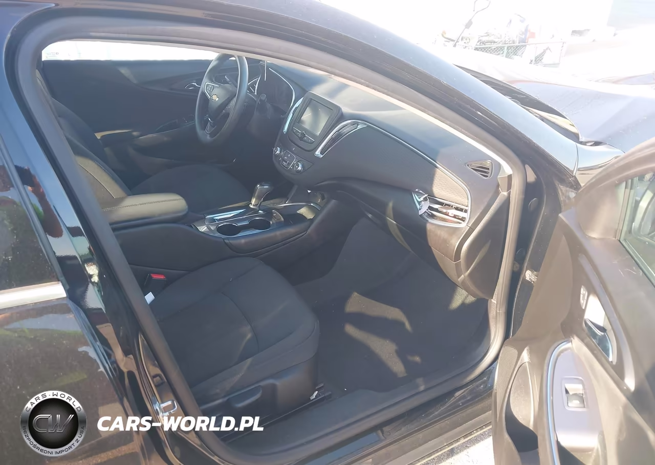 2018 Chevrolet Malibu Lt VIN:1G1ZD5ST9JF275289 - 5