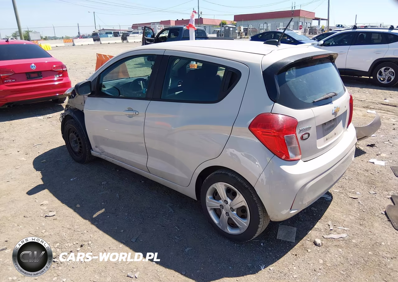 2019 Chevrolet Spark Ls Cvt VIN:KL8CB6SA6KC814535 - 3