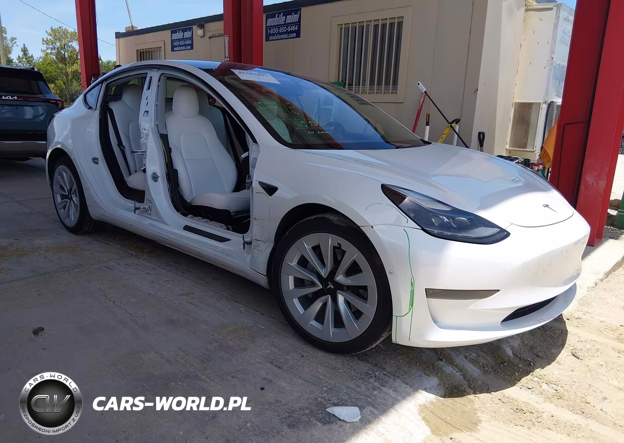 2021 Tesla Model 3 Standard Range Plus Rear-Wheel Drive