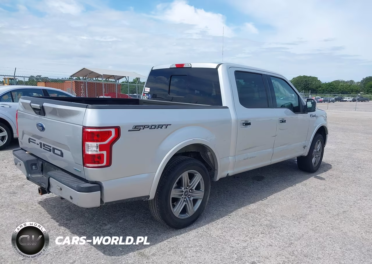 2018 Ford F-150 Xlt VIN:1FTEW1CP3JFE59301 - 4