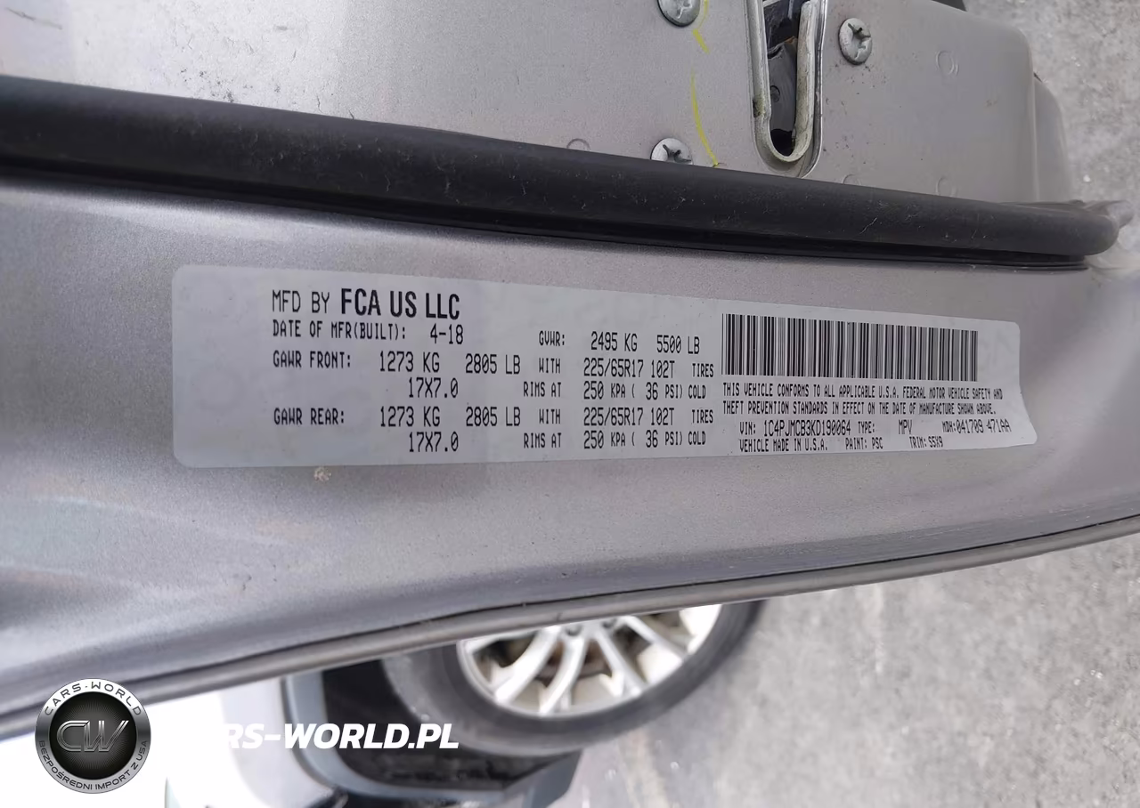 2019 Jeep Cherokee Latitude 4X4 VIN:1C4PJMCB3KD190064 - 9