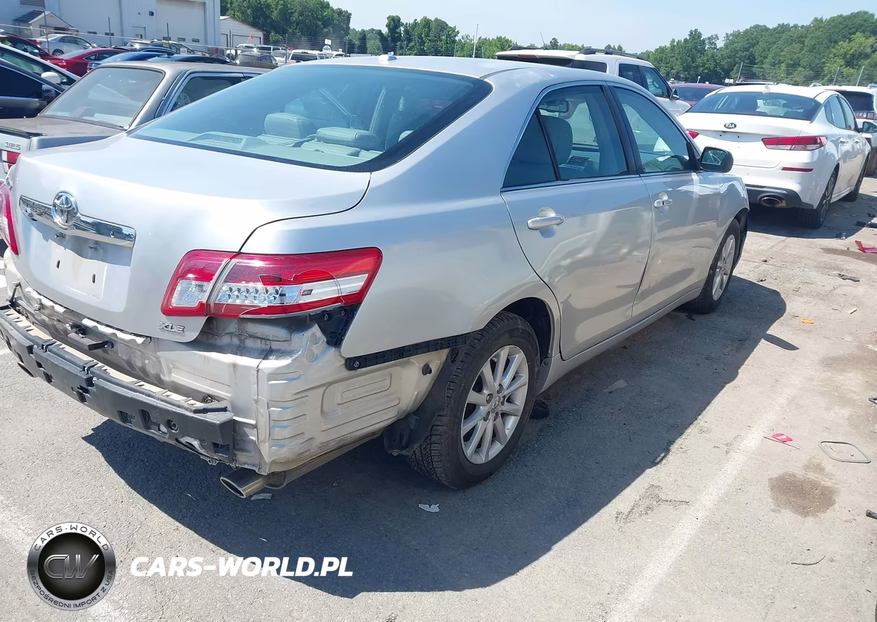 2011 Toyota Camry Xle V6 VIN:4T1BK3EK8BU123065 - 4