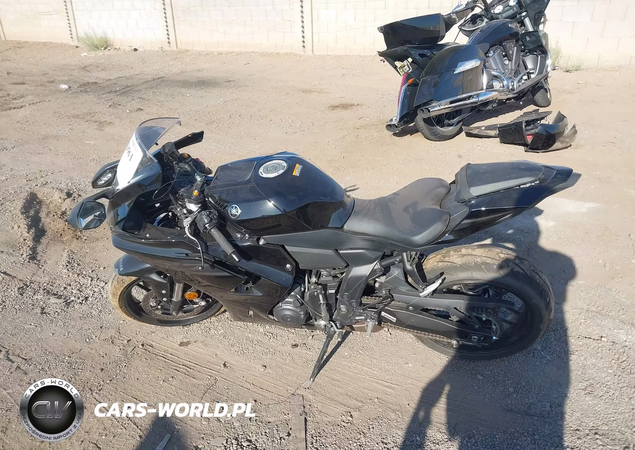 2026 Yamaha Yzfr7 VIN:JYARM60E6TA001240 - 13