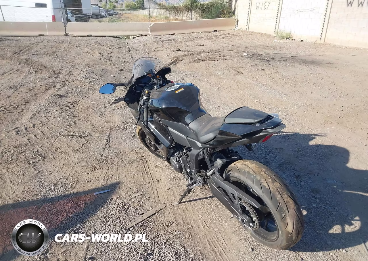2026 Yamaha Yzfr7 VIN:JYARM60E6TA001240 - 3