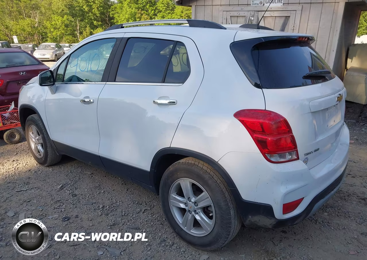 2020 Chevrolet Trax Awd Lt VIN:KL7CJPSB5LB004066 - 3