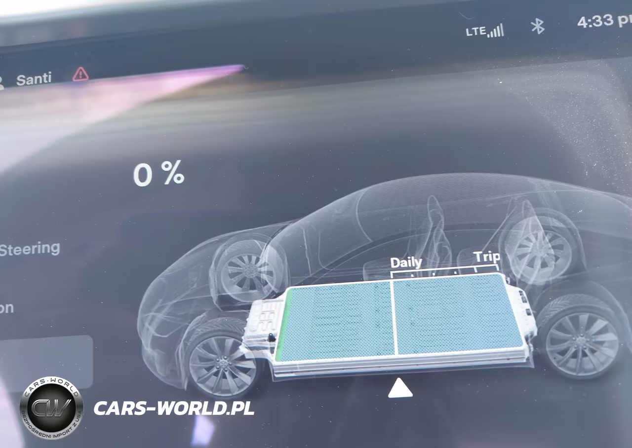 2013 Tesla Model S VIN:5YJSA1CN4DFP04115 - 17