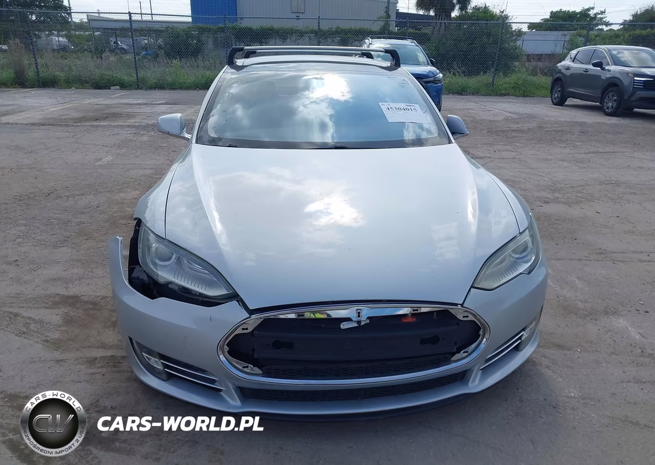 2013 Tesla Model S VIN:5YJSA1CN4DFP04115 - 6