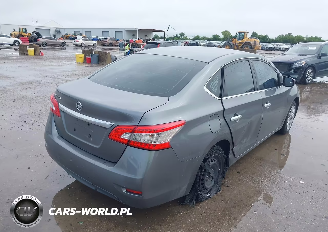 2015 Nissan Sentra S VIN:3N1AB7AP0FY355951 - 4