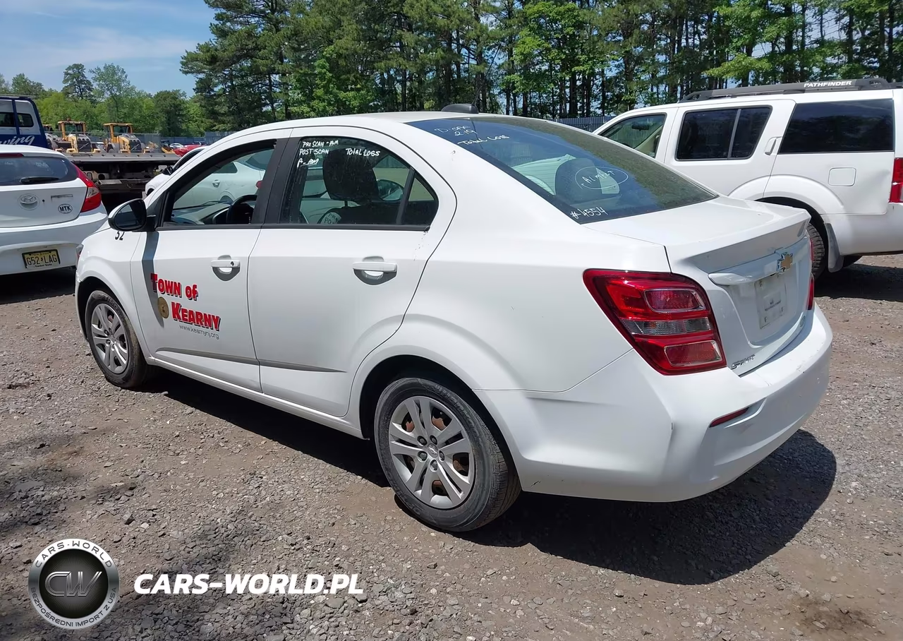 2019 Chevrolet Sonic Ls Auto VIN:1G1JB5SB6K4144554 - 3