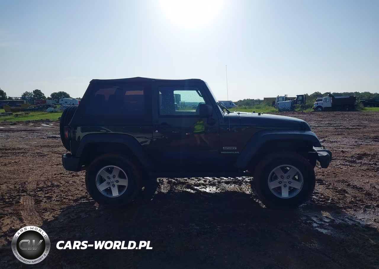 2010 Jeep Wrangler Sport VIN:1J4AA2D19AL204600 - 13