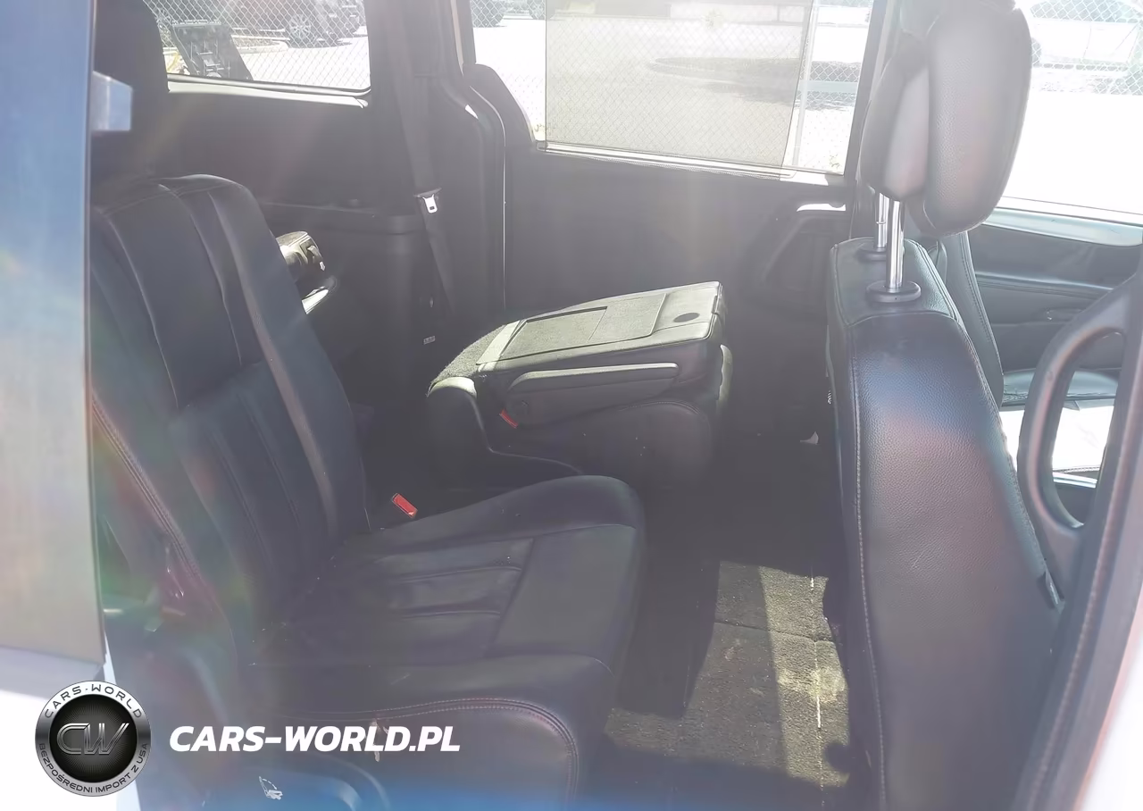2019 Dodge Grand Caravan Gt VIN:2C4RDGEG9KR564622 - 8